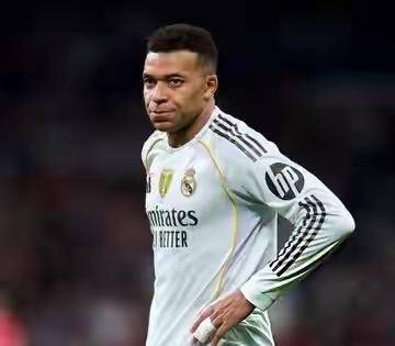 谁来拯救皇马？最大毒瘤究竟是谁，难道真只能请回穆里尼奥？