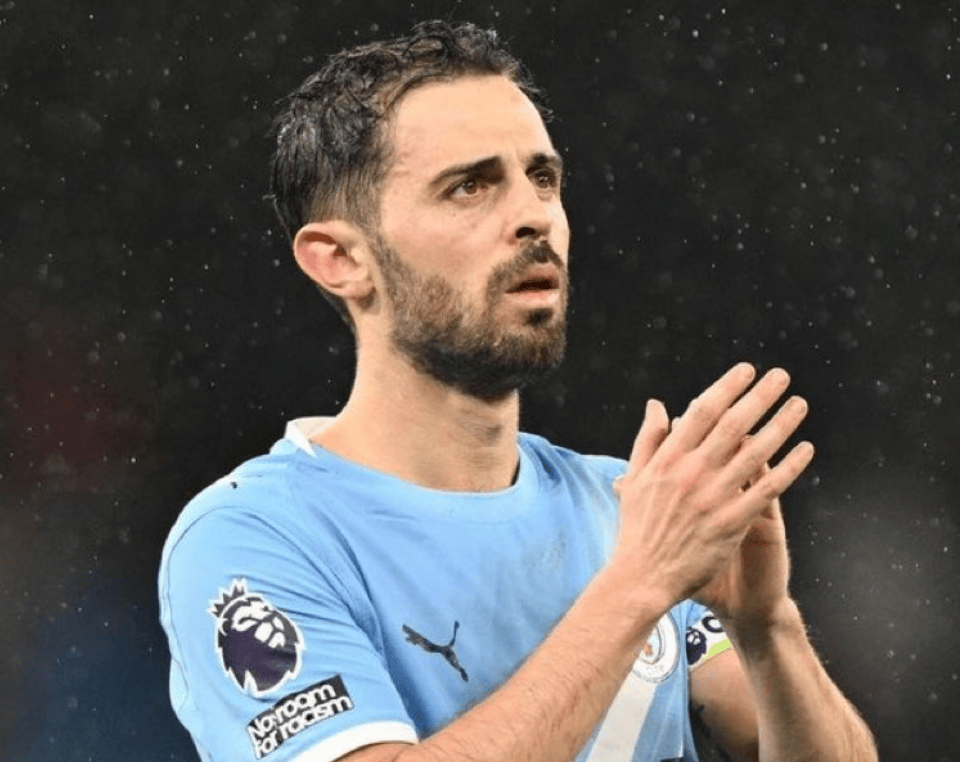 周薪30万英镑！曝曼城队长主动降薪免费加盟巴萨，拒绝瓜迪奥拉挽留